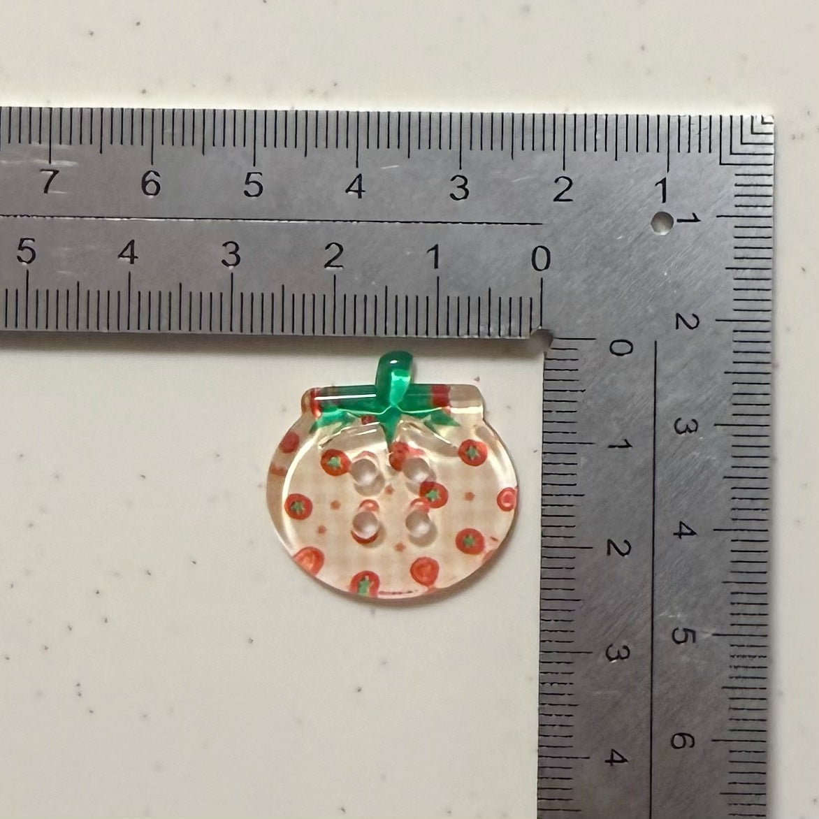 4-Hole Transparent Tomato Button 2.5cm (0.98 inch) 12 pcs
