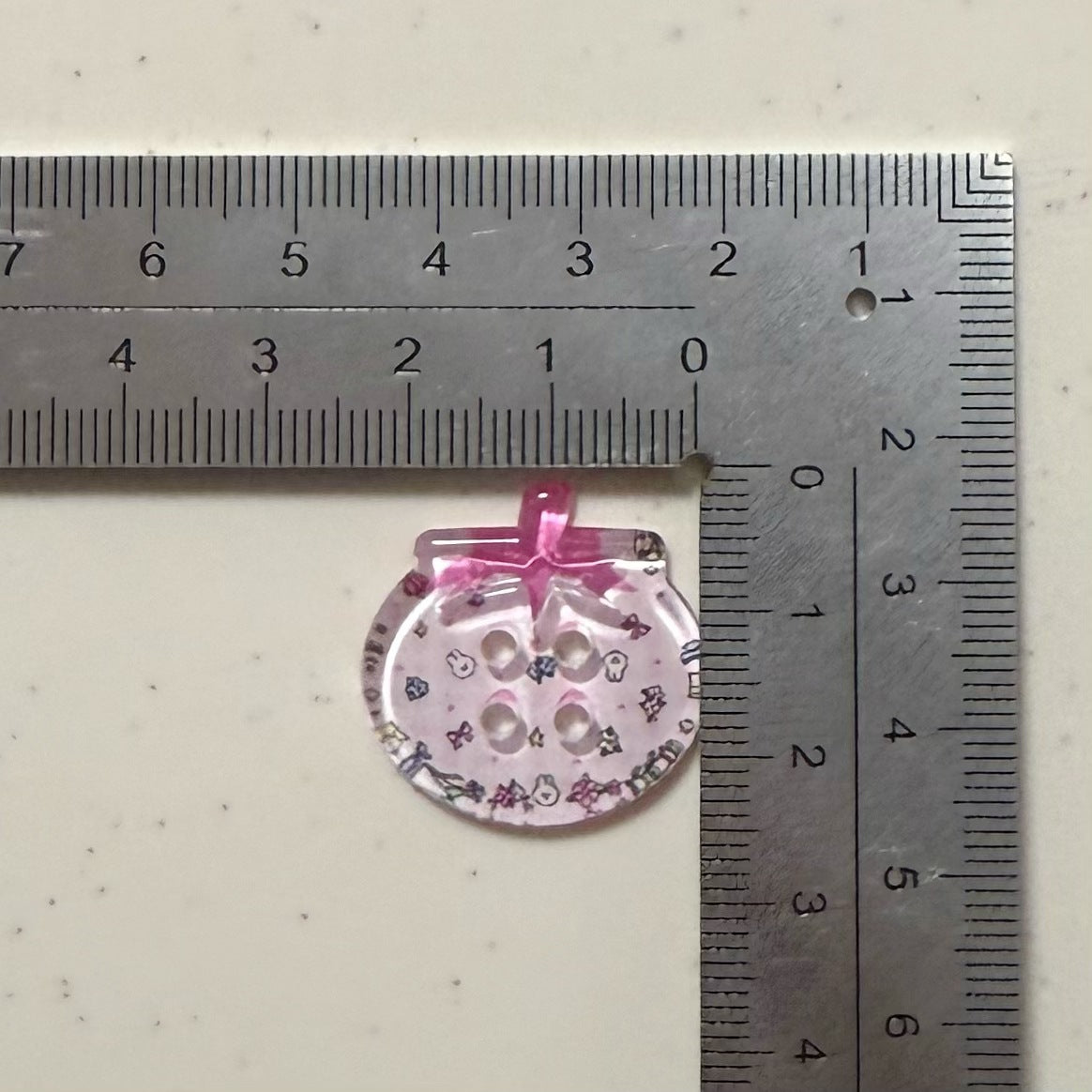 4-Hole Transparent Tomato Button 2.5cm (0.98 inch) 12 pcs