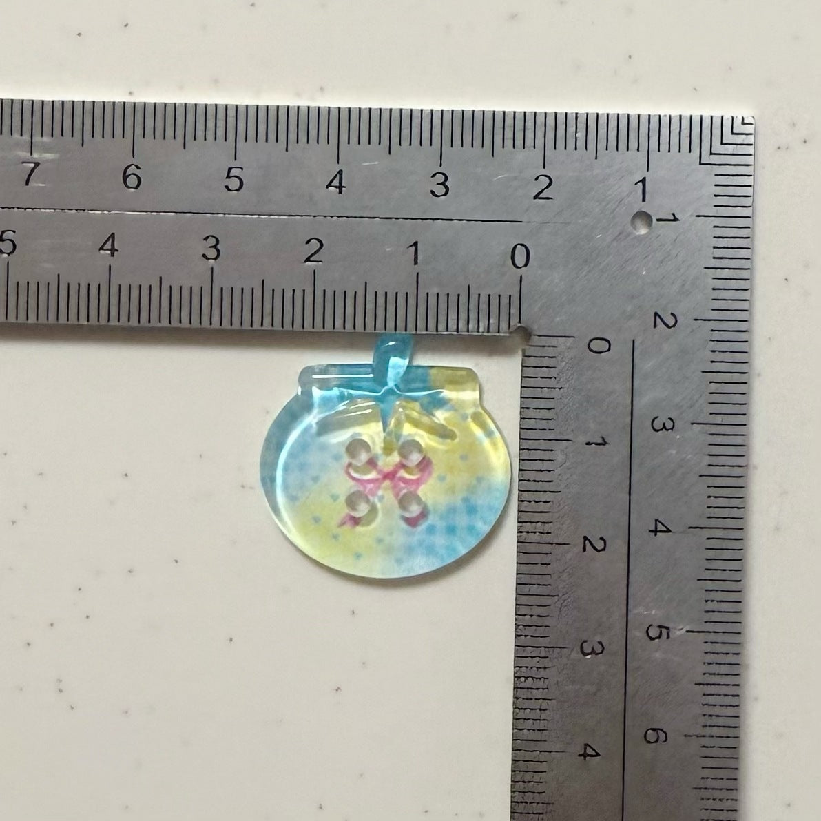 4-Hole Transparent Tomato Button 2.5cm (0.98 inch) 12 pcs